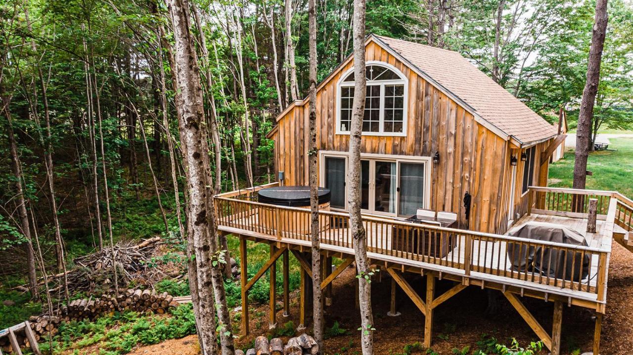 הוילה Moonlight Treehouse At Belgrade Hospitality מראה חיצוני תמונה